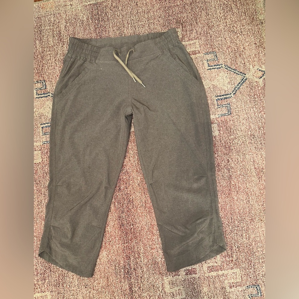 Marmot cropped drawstring joggers in taupe light weight hiking active pants med